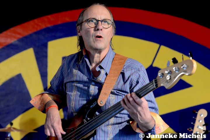 Hen Schreurs – Bas